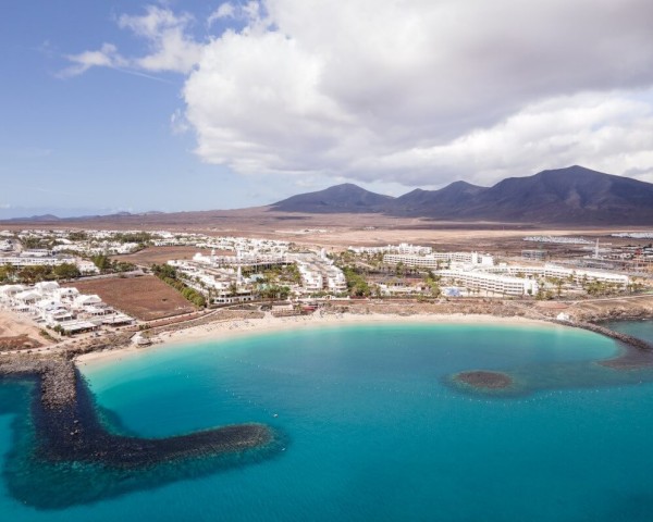 Dependent on Tourism: Canary Islands Is Back to 1962 Levels | .TR
