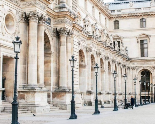 THE LOUVRE IS BECOMING MUCH MORE EXPENSIVE FOR NON-EUROPEAN VISITORS