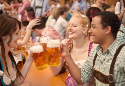 MUNICH’S OKTOBERFEST 2026: BEER PRICES RISE AGAIN