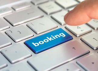 SUMMER AIR TRAVEL RESERVATIONS SOAR WORLDWIDE