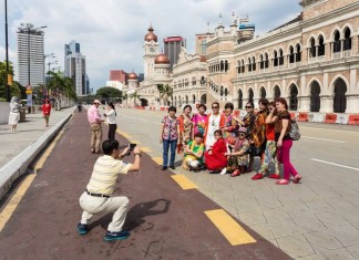 MALAYSIA TO OFFER A 30-DAY VISA-FREE ENTRY FOR CHINESE TOURISTS