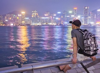 HONG KONG STRUGGLES TO ATTRACT CHINESE TOURISTS