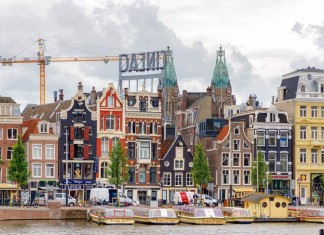 FINDING THE BEST HOTEL IN AMSTERDAM WITH VOYAGE PRIVÉ