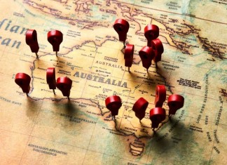 TOP WEBSITES FOR TRAVELER REVIEWS ON AUSTRALIAN SERVICES: GAMING, DINING, AND LANDMARKS