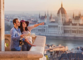 HUNGARIAN TOURISM IS RUSHING FROM RECORD TO RECORD