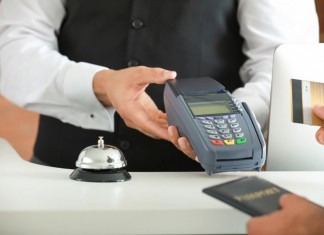 HOTEL BOOKING TRENDS 2025