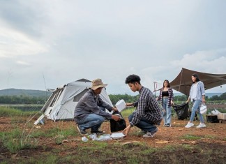 TOP 10 UNCIVILIZED TOURISM BEHAVIORS FOR CHINESE REVEALED