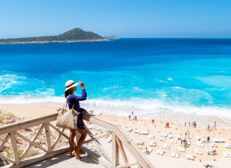 TURKEY'S TOURISM DEMONSTRATES MIXED PERFORMANCES